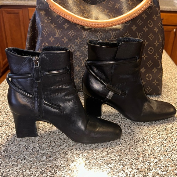 Tom Ford Black Boots EU 38 - Picture 2 of 16